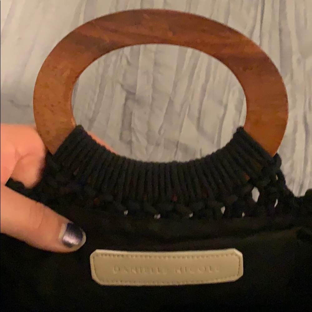 Danielle Nicole Black Woven Crossbody Bag. - image 7